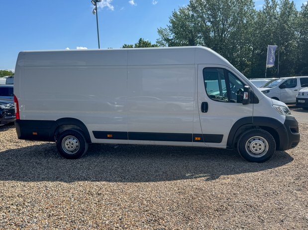 Citroen Relay XLWB L4H2 [SOLD KH] Medium Roof Enterprise 35 Air Con Sensors EURO 6 5