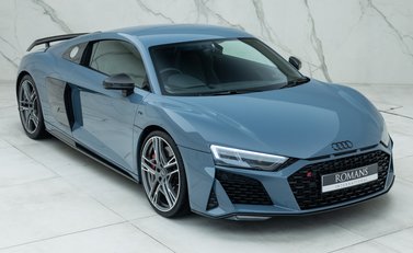 Audi R8 V10 PERFORMANCE CARBON BLACK 8