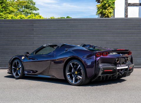 Ferrari SF90 Spider 4