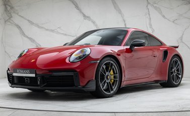 Porsche 911 Turbo S (992) Lightweight 1