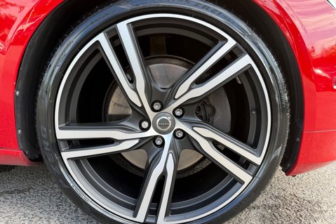Volvo V90 D5 POWERPULSE R-DESIGN AWD 76