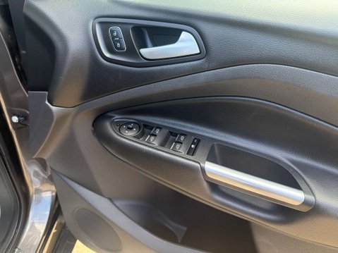 Ford Kuga 1.5 Kuga ST-Line X 4x4 Auto 4WD 5dr 68