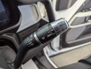 Land Rover Defender 2.0 Defender SE D Auto 4WD 5dr 77