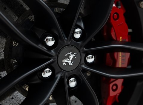 Ferrari 488 SPIDER 38