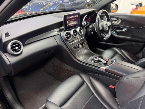 Mercedes-Benz C Class 2.1 C220d AMG Line (Premium Plus) Estate 5dr Diesel G-Tronic+ Euro 6 (s/s) 36