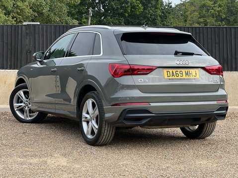 Audi Q3 TFSI QUATTRO S LINE 2