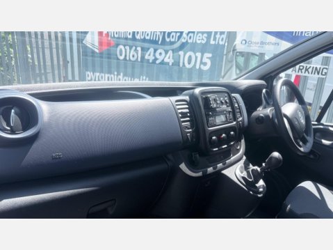 Vauxhall Vivaro 1.6 CDTi 2900 BiTurbo ecoTEC L2 H2 Euro 6 (s/s) 5dr 11