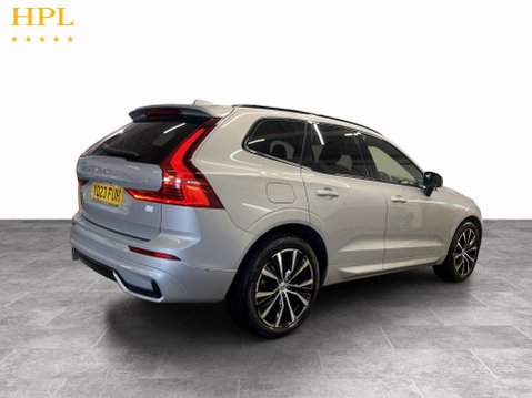 Volvo XC60 2.0h T8 Recharge 18.8kWh Ultimate Dark SUV 5dr Petrol Plug-in Hybrid Auto A 7