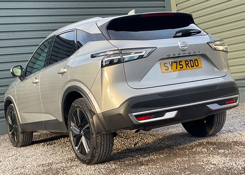 Nissan Qashqai DIG-T TEKNA 10