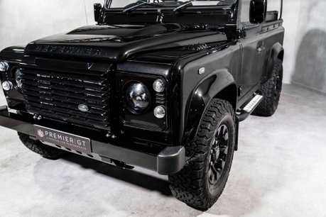 Land Rover Defender 90 TD SOFT TOP XS. MOMO WHEEL. HEATED SEATS. ALPINE STEREO. REAR BENCH SEATS. 34