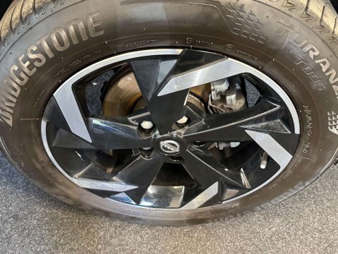 Nissan Juke 1.0 Juke N-Connecta DiG-T 5dr 10