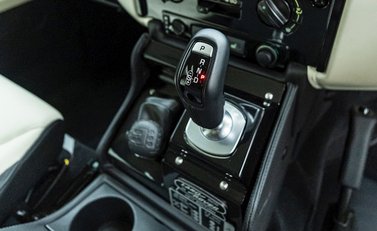 Land Rover Defender 110 Works V8 70th Edition 19