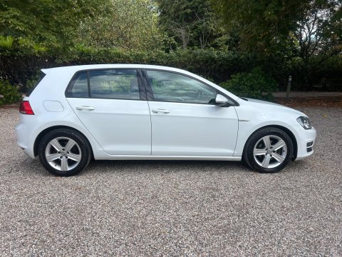 Volkswagen Golf 1.0 TSI Match Edition BlueMotion Euro 6 (s/s) 5dr 9