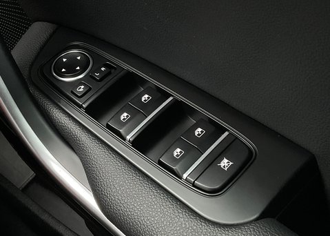 Kia Xceed 1.5 T-GDI CONNECT ISG 23
