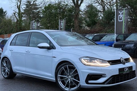 Volkswagen Golf R TSI 4MOTION DSG -LEATHER -CAMERA-PRETORIAS -PAN ROOF -WHITE/SILVER -GHOST 1