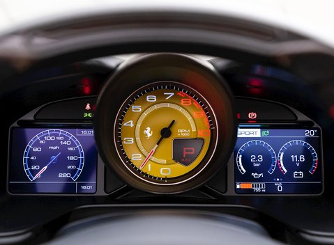 Ferrari Portofino 18