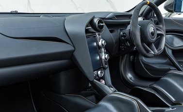 McLaren 765LT Spider 21