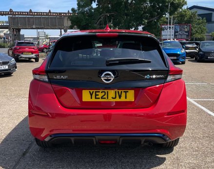 Nissan LEAF Leaf Tekna 5dr 110kw 39kwh (Automatic) 6