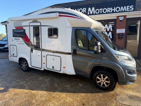 Burstner Ixeo Time 586 SOVEREIGN AUTOMATIC 1 OWNER VEHICLE 32