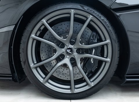 McLaren 570 GT MSO Black Collection 32