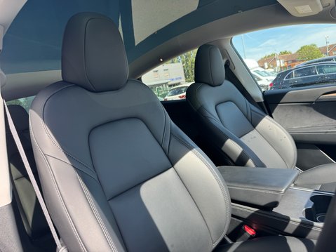Tesla Model Y SUV 5dr Electric Auto RWD (346 ps) 13
