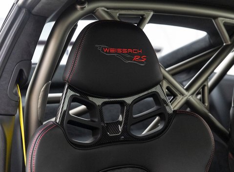 Porsche 911 (991.2) GT2 RS Weissach 11