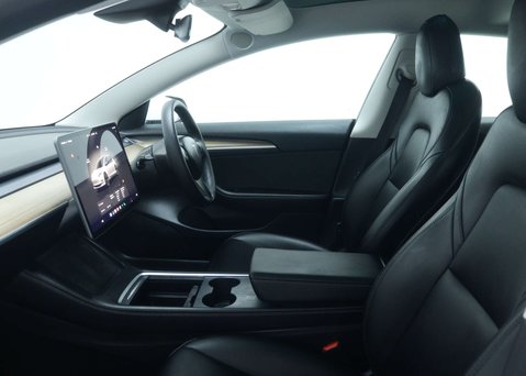 Tesla Model 3 Saloon 4dr Electric Auto RWD (241 bhp) 39