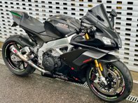 Aprilia RSV 1.1 RSV 4 1100 Factory 28