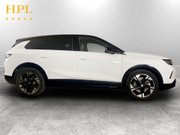 Vauxhall Grandland 73kWh Ultimate SUV 5dr Electric Auto (213 ps) Cruise Control - DAB Radio 8