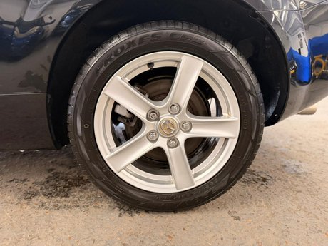 Mazda MX-5 1.8i (Option Pack) Roadster Euro 4 2dr 18