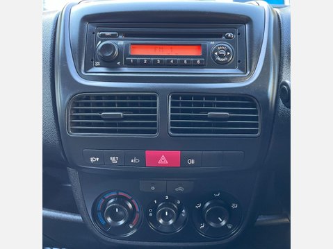 Vauxhall Combo 1.3 CDTi 2000 16v Sportive Panel Van 3dr Diesel Manual FWD L1 H1 (133 g/km, 33