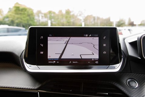 Peugeot 2008 PURETECH S/S ALLURE PREMIUM PLUS 23