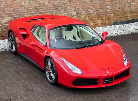 Ferrari 488 Spider 9