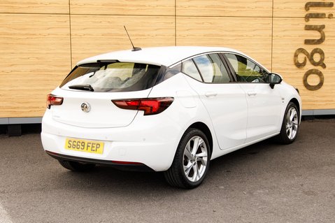 Vauxhall Astra SRI NAV S/S 2