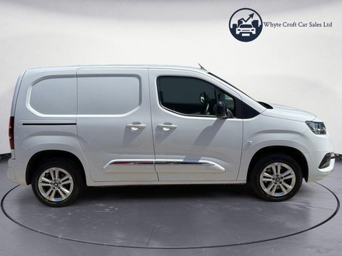 Toyota Proace City 1.5 BlueHDi Design Short Panel Van Auto SWB Euro 6 (s/s) 5dr 8