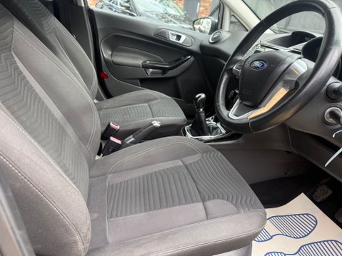 Ford Fiesta 1.0T EcoBoost Zetec Hatchback 5dr Petrol Manual Euro 5 (s/s) (100 ps) 28