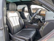 Bentley Bentayga 4.0 V8 7 Seats 11