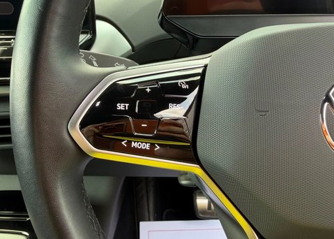 Volkswagen Id.5 Pro 77kWh Style SUV 5dr Electric Auto (174 ps) 14