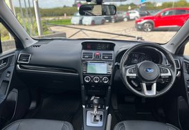 Subaru Forester I XE PREMIUM 32