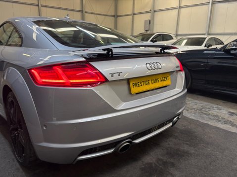 Audi TT 2.0 TFSI S line S Tronic quattro Euro 6 (s/s) 3dr 32