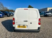 Vauxhall Combo SWB L1H1 Low Roof 2000 Dynamic Air Con EURO 6 NO VAT 7