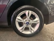 Ford Focus 1.0T EcoBoost Zetec Hatchback 5dr Petrol Manual Euro 5 (s/s) (100 ps) 9