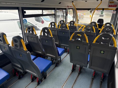 Mercedes-Benz Sprinter 2.1 513 CDI RWD L2 4dr 25