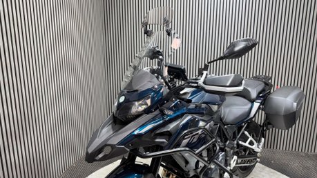Benelli TRK 502 X 2022 ONLY 10K SIDE BOXES CAR PLAY A2 READY NEW MOT 500CC 38