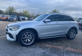Mercedes-Benz GLC GLC 300 D 4MATIC AMG LINE PREMIUM PLUS 13