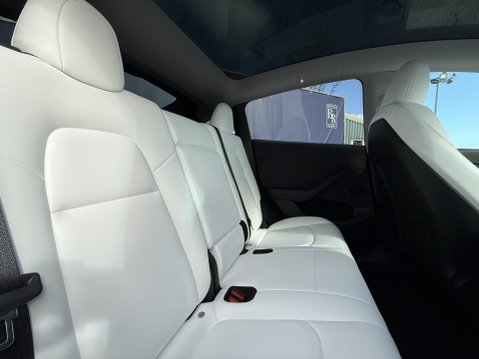Tesla Model Y (Dual Motor) Long Range SUV 5dr Electric Auto 4WDE (384 bhp) 26