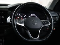 Volkswagen T-Cross SE TSI 45