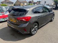 Ford Focus ST-LINE EDITION MHEV 9