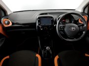 Toyota Aygo 1.0 VVT-i x-cite Hatchback 5dr Petrol Manual Euro 6 (71 ps) Air Con - Alloy 19