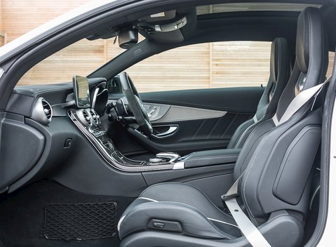 Mercedes-Benz C Class C63 S Coupe 16